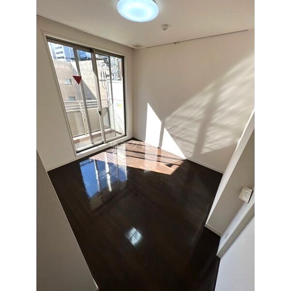 エスティメゾン西天満の室内写真16枚目