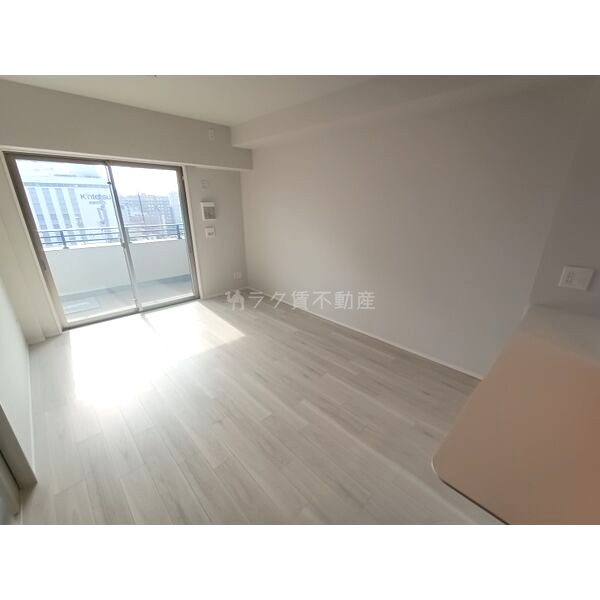 ローレルコート上本町5丁目の室内写真1枚目
