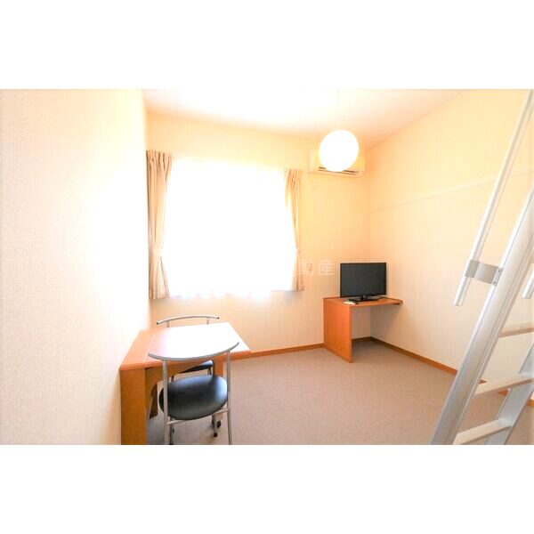 レオパレスI TO Uの室内写真4枚目