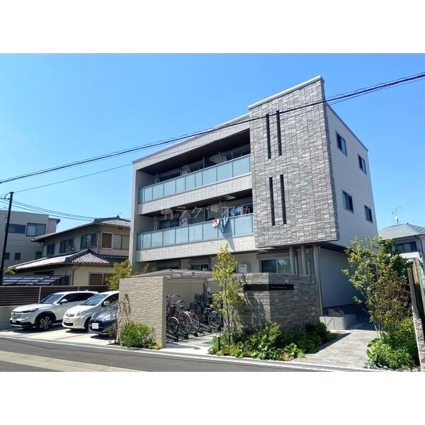 グランヴェール北桜塚の外観2枚目