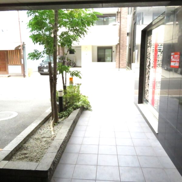 グランド上町の外観9枚目