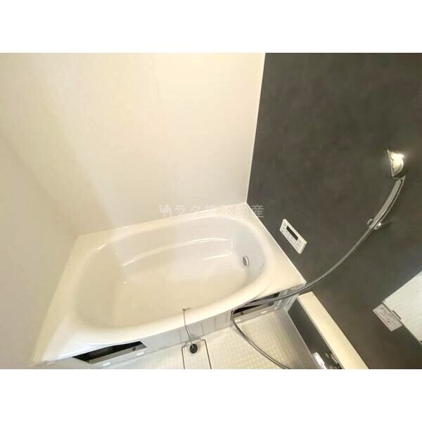 グラッドネス江坂の室内写真3枚目