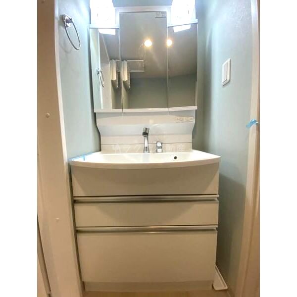 グラッドネス江坂の室内写真7枚目