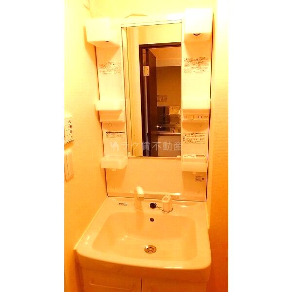 レオネクストルミエール御影の室内写真6枚目