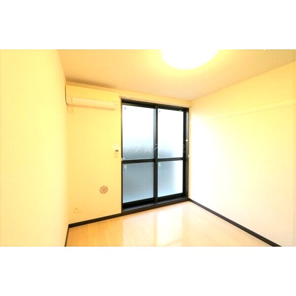 レオネクストファーストの室内写真11枚目