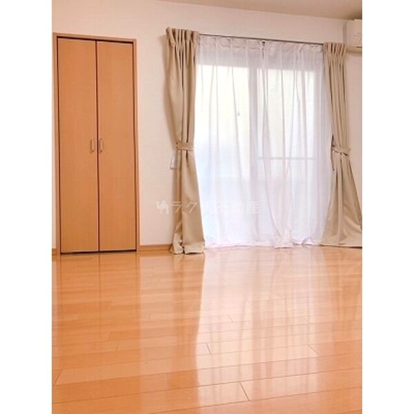 レオパレス神祇官町LA1の室内写真6枚目