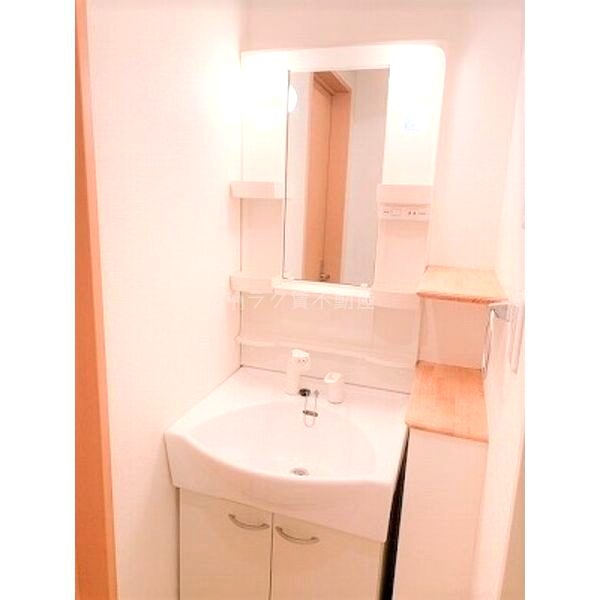 レオパレス神祇官町LA1の室内写真10枚目