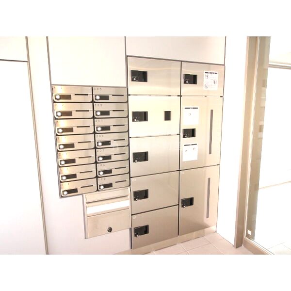 銀閣寺道レジデンスの外観2枚目