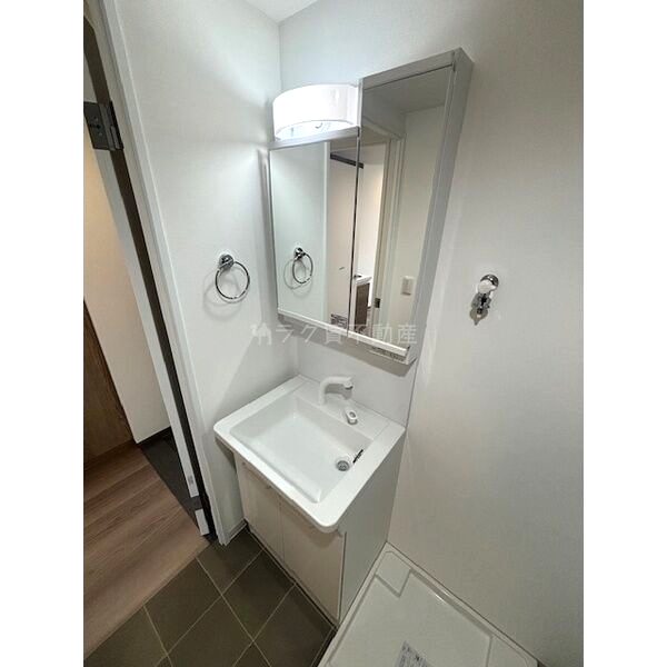 グランシティレジデンス 京都西院の室内写真5枚目