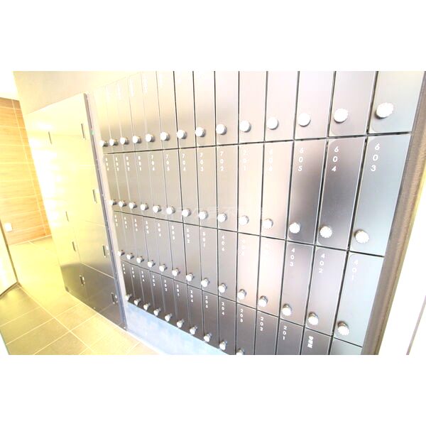 セレニテ谷町calme(カルム)の外観8枚目