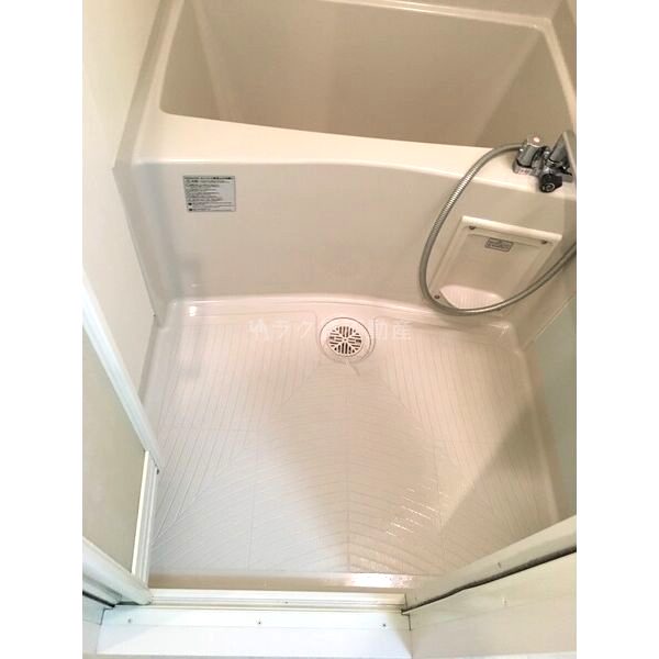 レジデンス心斎橋の室内写真4枚目