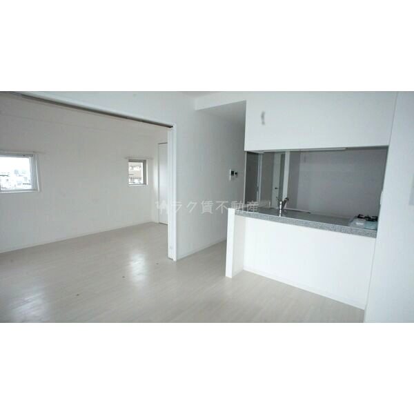 パラゴン小路の室内写真2枚目