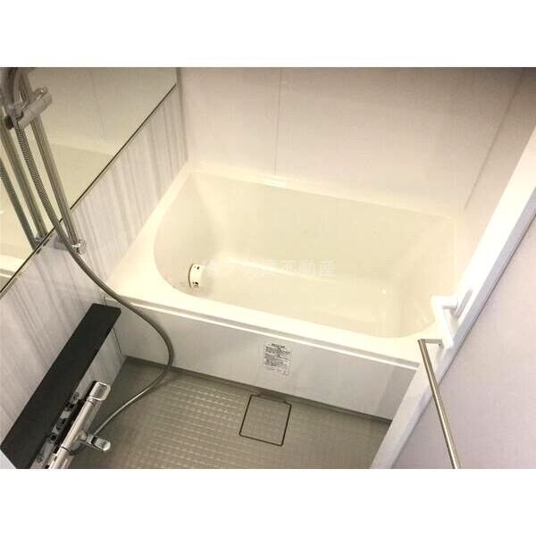 エバーグレイス西宮3の室内写真4枚目