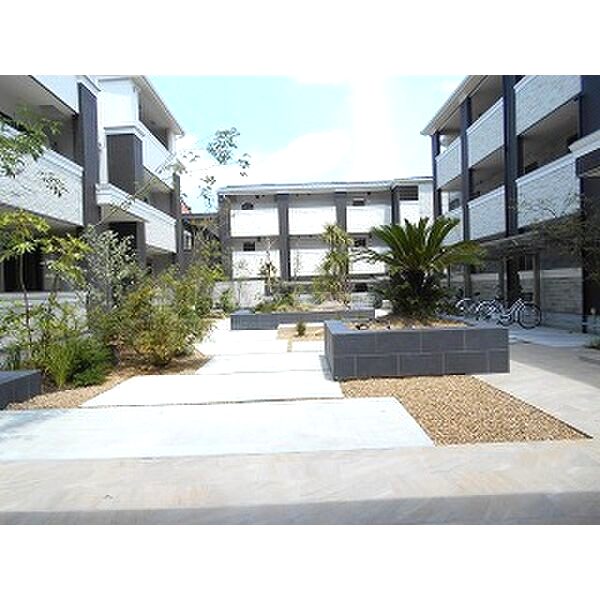 Jacaranda Yard Aの外観5枚目