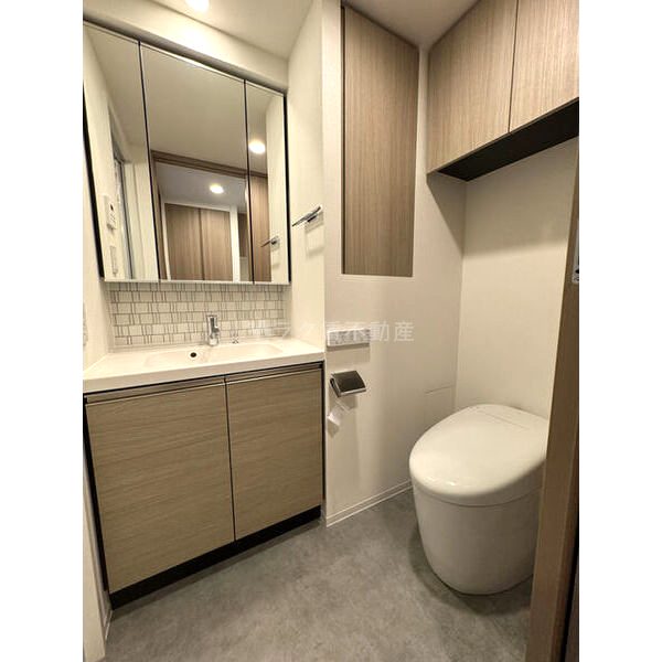 ザ・パークハビオ塚本の室内写真8枚目