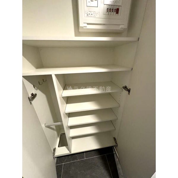 ザ・パークハビオ塚本の室内写真19枚目