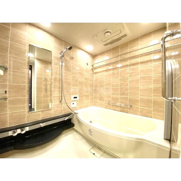 ブランズタワー南堀江の室内写真7枚目