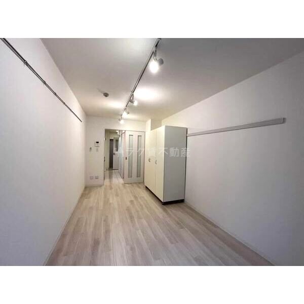 ウィステリア新大阪の室内写真1枚目