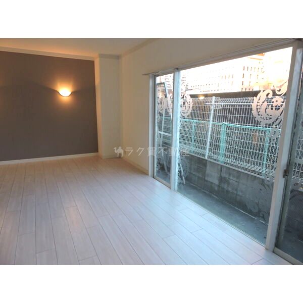 クレアジオーネ中之島西の室内写真1枚目