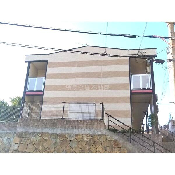 レオパレスSEASONの外観2枚目