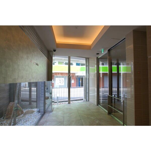 SK江坂の外観8枚目