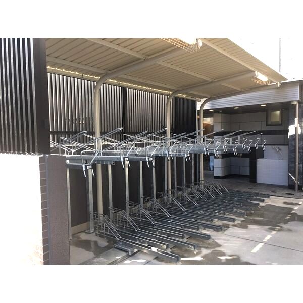 プレサンスロジェドーム前の外観5枚目