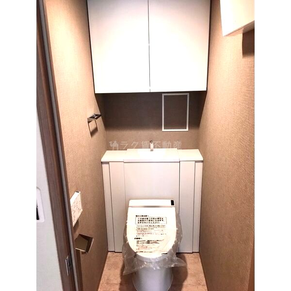 プレサンスロジェドーム前の室内写真9枚目