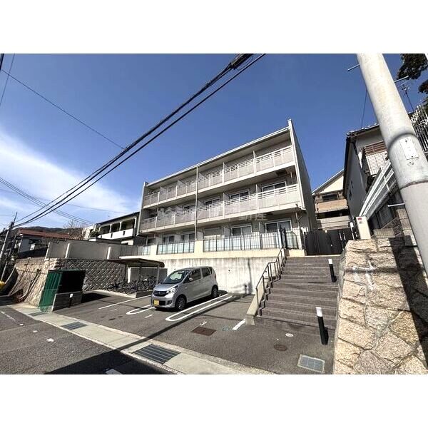 クレイノエヌズガーデンの外観2枚目