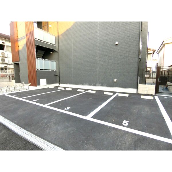 リブリ・蛍池の外観2枚目