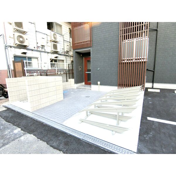 リブリ・蛍池の外観3枚目