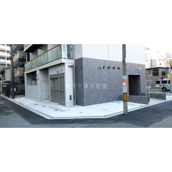 THE RESIDENCE Sの外観2枚目