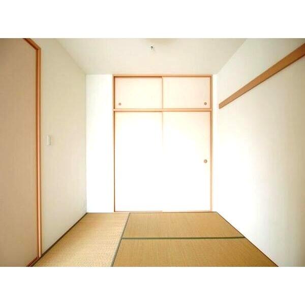 パークホームズ神戸ザレジデンスの室内写真1枚目