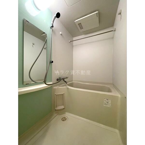 エスリード江坂垂水町の室内写真6枚目