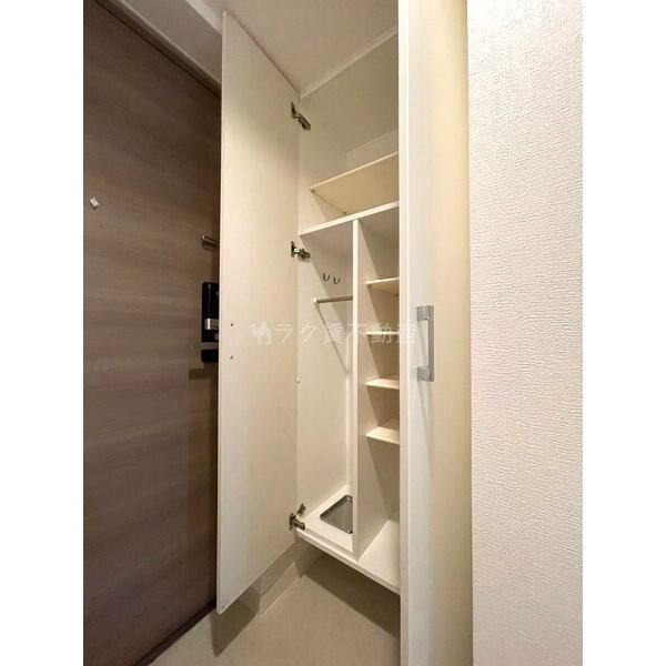 エスリード江坂垂水町の室内写真9枚目