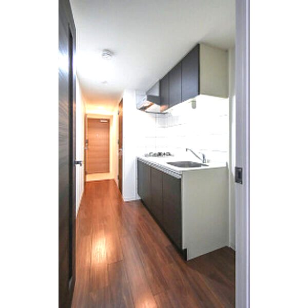 エスリード江坂垂水町の室内写真1枚目