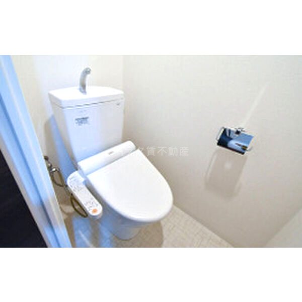 エスリード江坂垂水町の室内写真2枚目