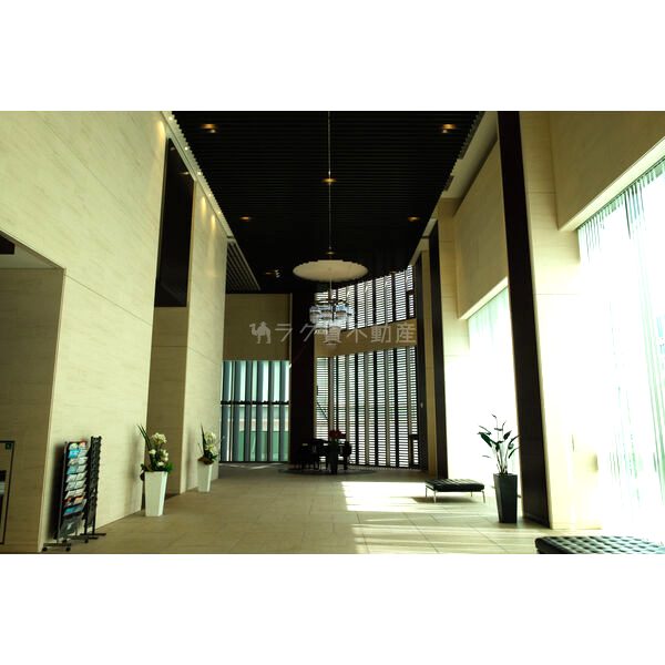 大阪ひびきの街 ザ・サンクスタワーの外観3枚目