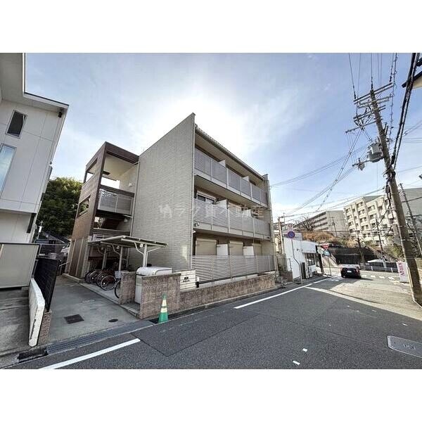 クレイノ長田天神の外観2枚目