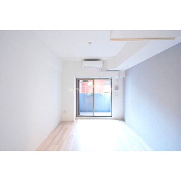 アドバンス江坂ラシュレの室内写真4枚目