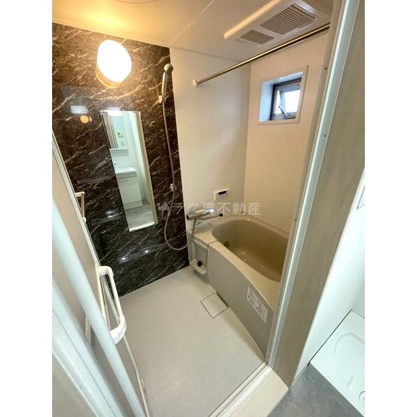 ラモーナ東山町Iの室内写真3枚目