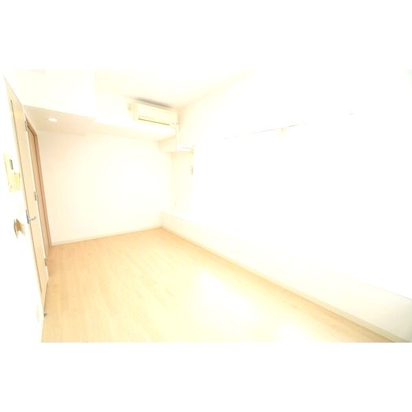 ドゥーエ江坂IIIの室内写真2枚目