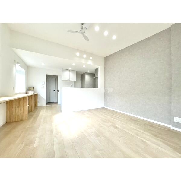 中山荘園LOHAUS IIの室内写真4枚目