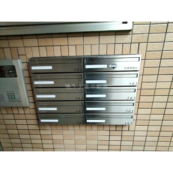 ナイスコーポ豊津の外観2枚目