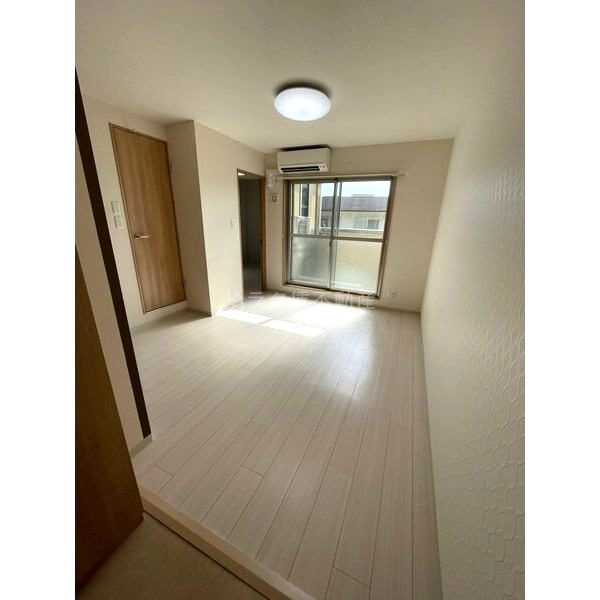 ナイスコーポ豊津の室内写真1枚目