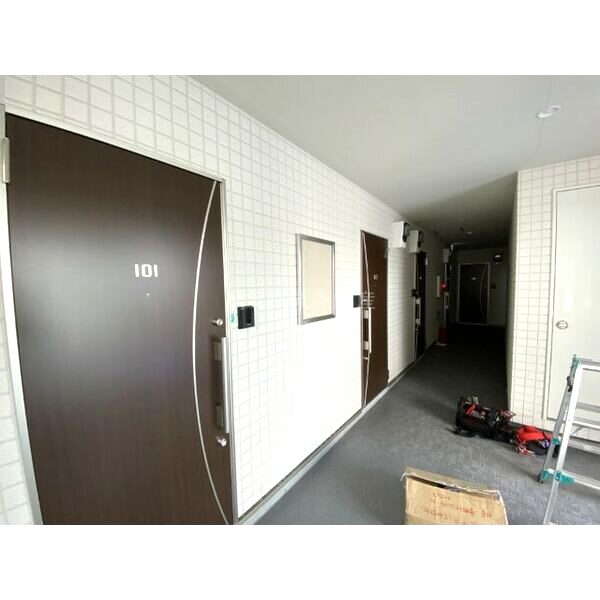 センターポートの外観7枚目