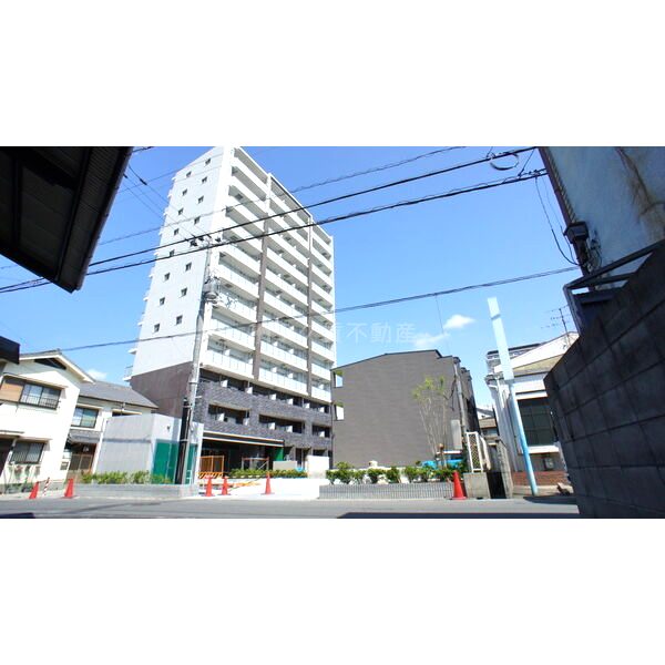 オリエンテムの外観2枚目