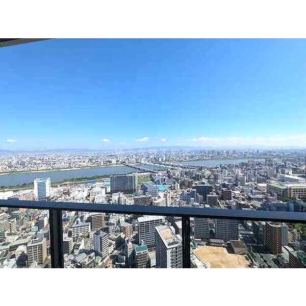 グランドメゾン新梅田タワー ザ・クラブレジデンスの室内写真3枚目