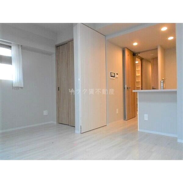 リビオレゾン靱公園の室内写真1枚目