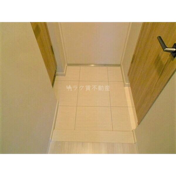 リビオレゾン靱公園の室内写真6枚目