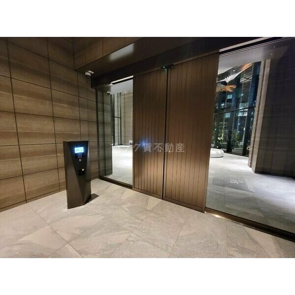 ブランズタワー大阪本町の外観3枚目